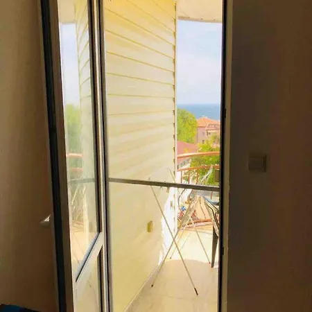 Maison d'hôtes Къща За Гости Прохлада, 3 И 4 Етаж Sinemoretz